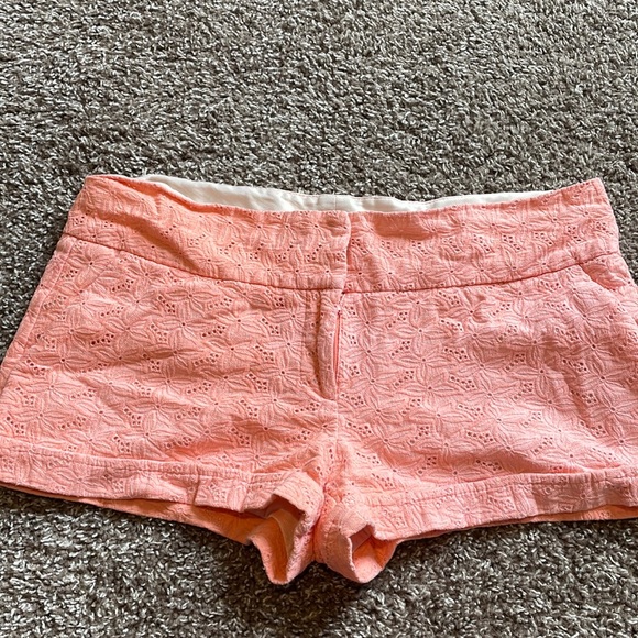 Peach Lace shorts - Picture 1 of 3